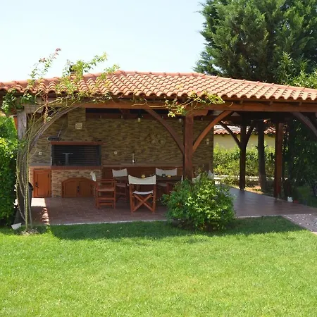Elios Chalkidiki * Skála Foúrkas